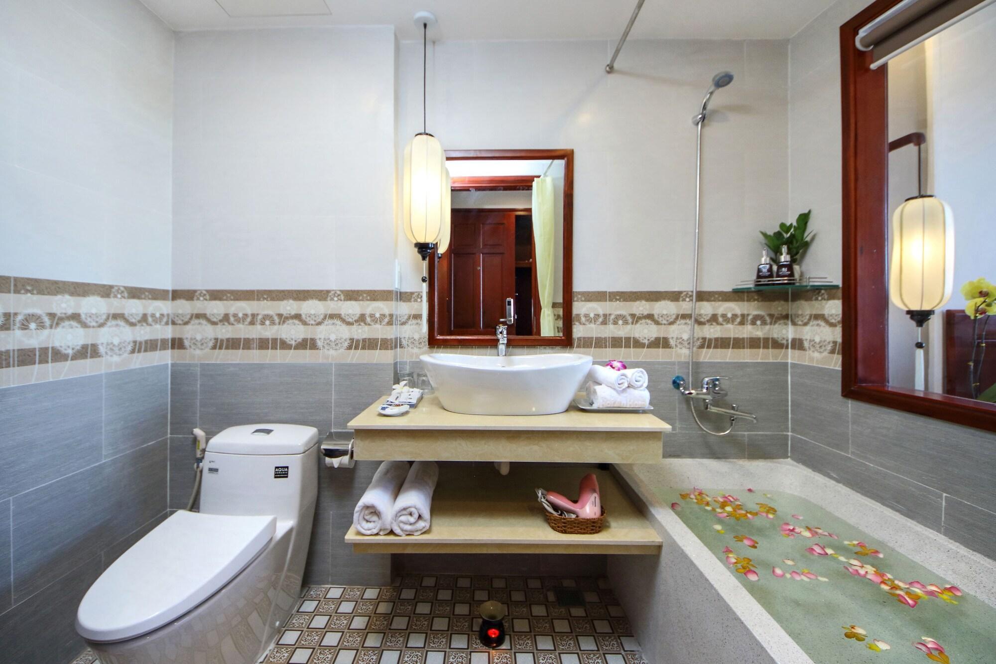 Uptown Hoi An Hotel & Spa Extérieur photo